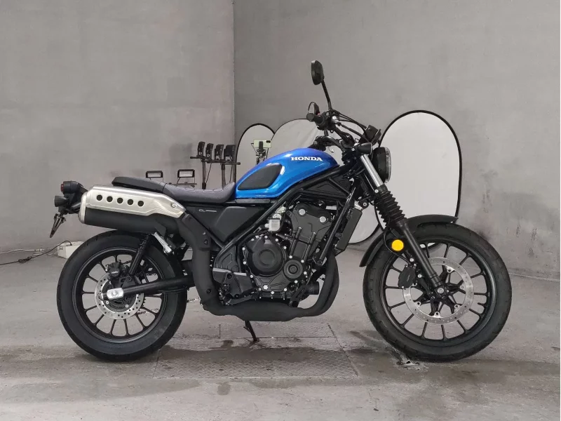 Honda CL500 лот № 8404 оценка 6  с аукциона в Японии