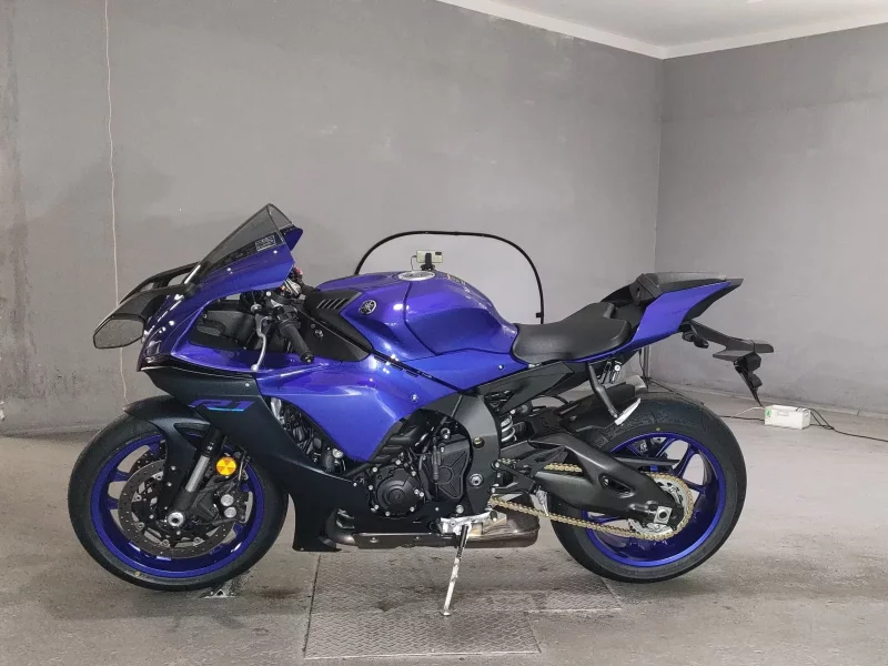 Yamaha YZF-R1