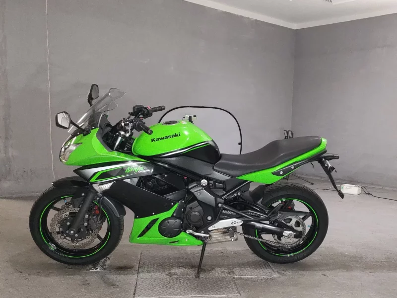 Kawasaki NINJA400R