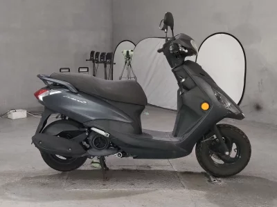 Yamaha AXIS Z