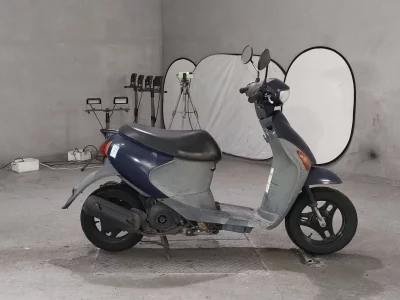 Suzuki LET S4