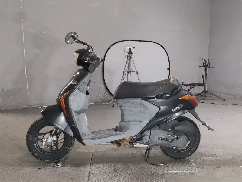 Suzuki LET S5