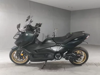 Yamaha T-MAX560  с аукциона в Японии