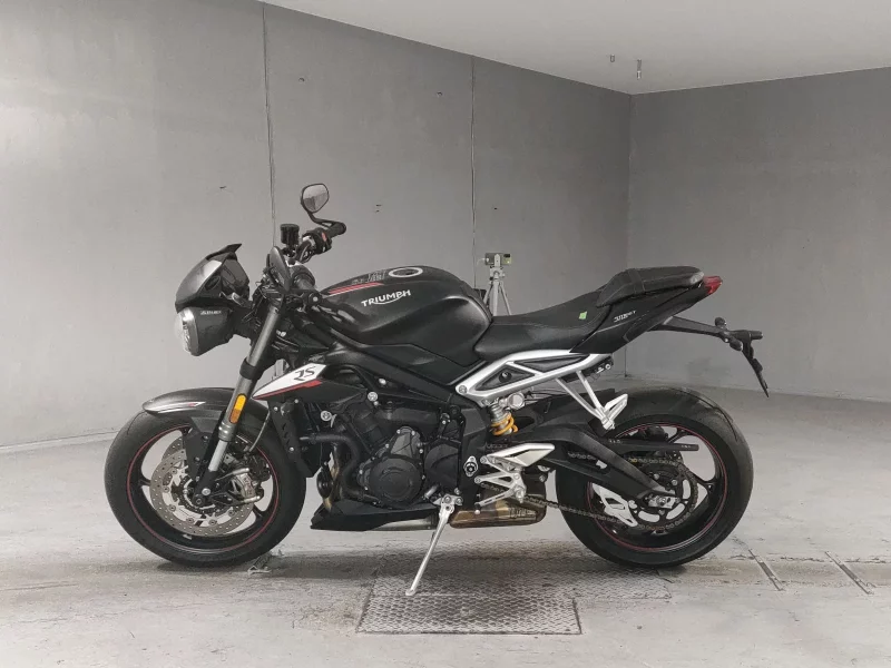 Triumph TRIUMPH STREET TRIPLE RS