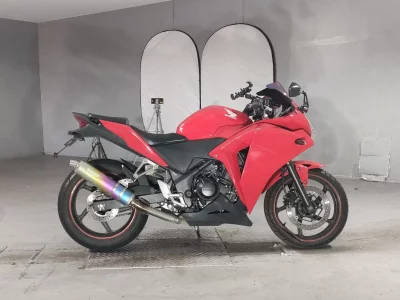 Honda CBR250R