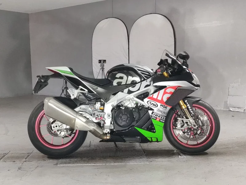 Aprilia  RSV4 R лот № 5282 оценка 4  с аукциона в Японии