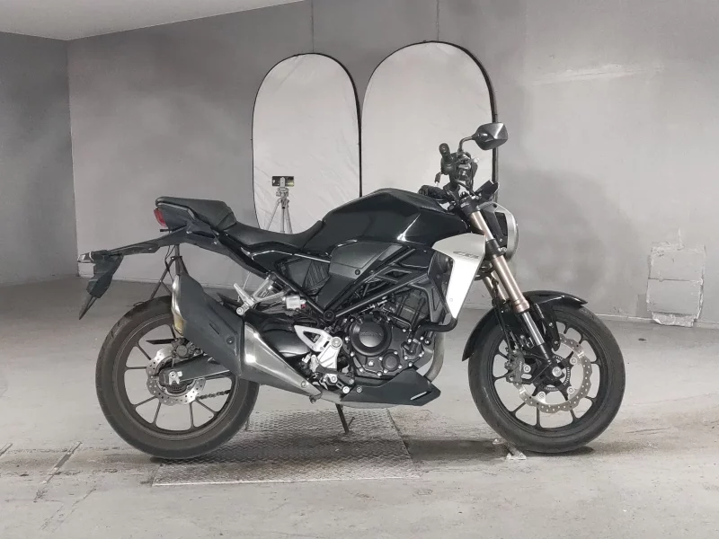 Honda CB250R