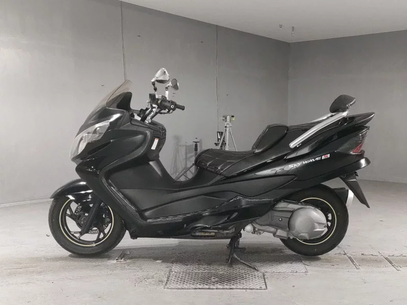 Suzuki SKYWAVE 250S
