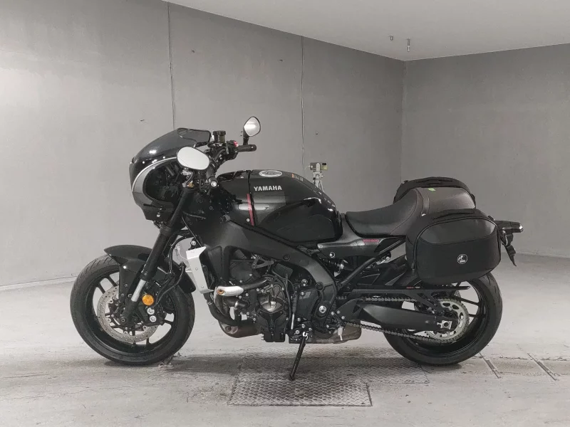 Yamaha XSR900