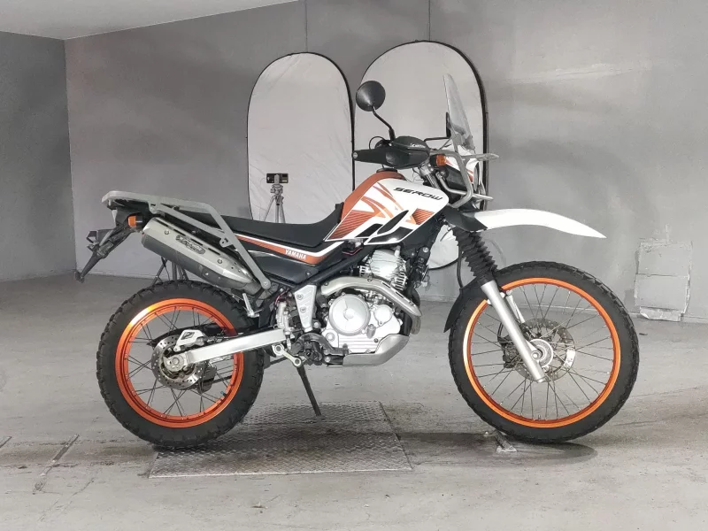 Yamaha SEROW 250
