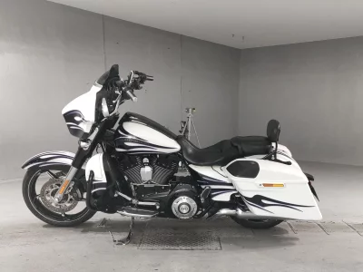 Harley-Davidson HARLEY FLHXSE1800CVO