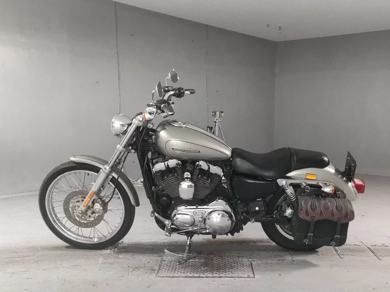 Harley-Davidson HARLEY XL1200C