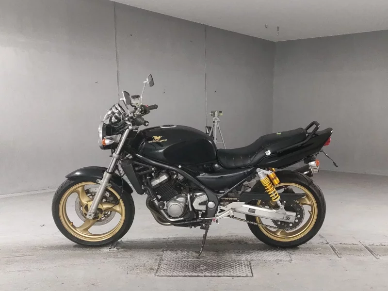 Kawasaki BALIUS250-2