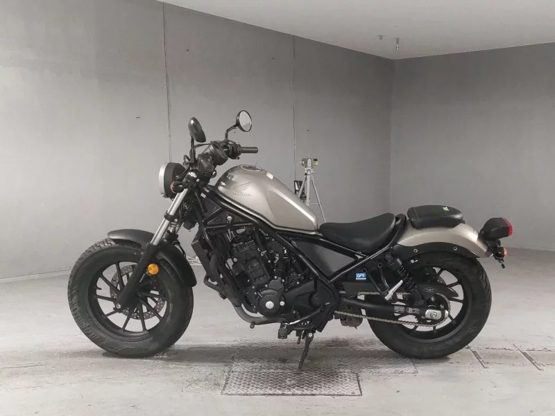 Honda REBEL