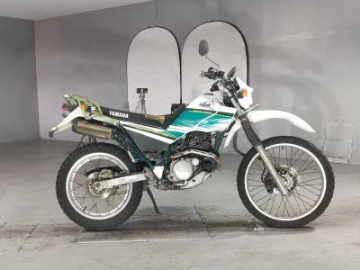 Yamaha SEROW 225W
