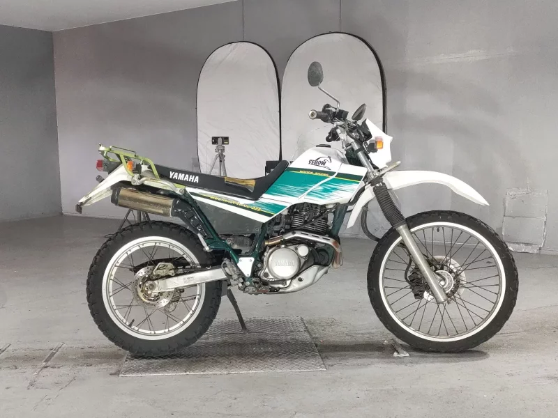 Yamaha SEROW 225W