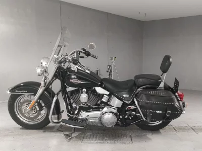 Harley-Davidson HARLEY FLSTC1580