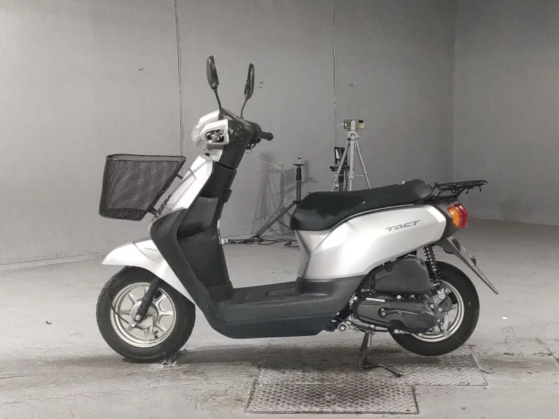 Honda TACT BASIC