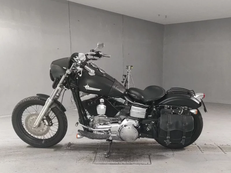 Harley-Davidson HARLEY FXDB1580
