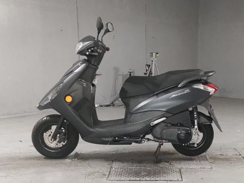Yamaha AXIS Z