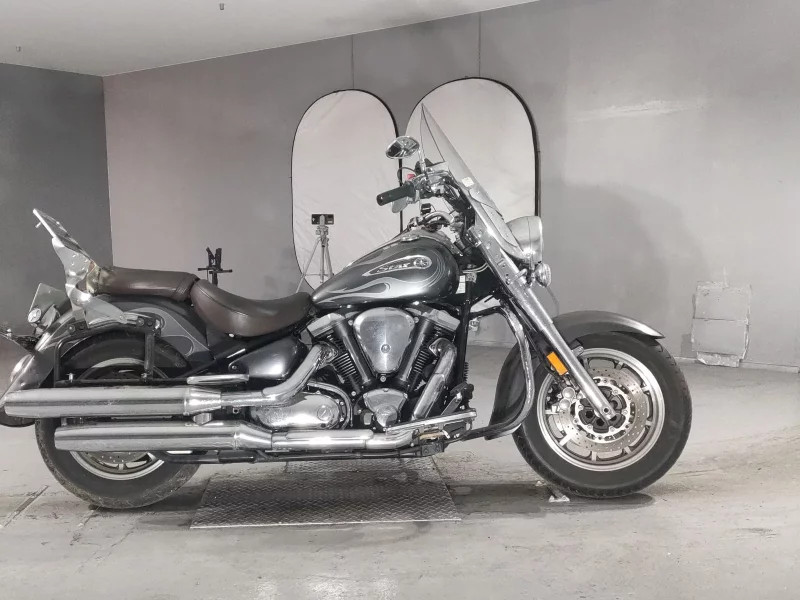 Yamaha XV1700 ROADSTER