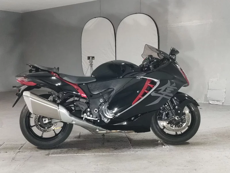 Suzuki GSX1300R HAYABUSA лот № 5614 оценка 4.5  с аукциона в Японии