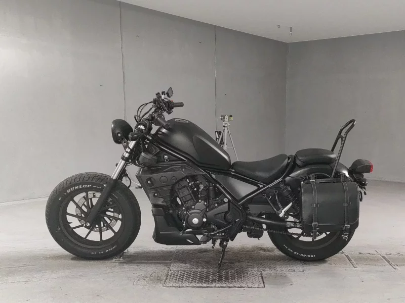 Honda REBEL