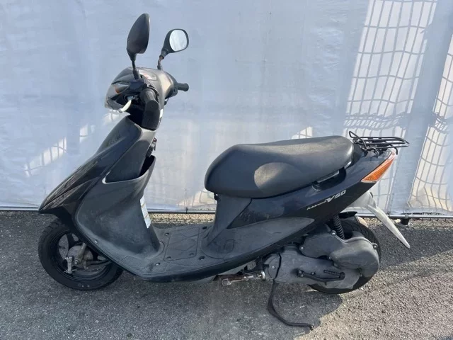 Suzuki ADDRESS V50
