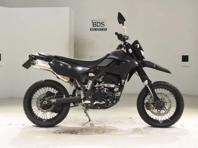 Kawasaki D-TRACKERX лот № 5163 оценка 4  с аукциона в Японии