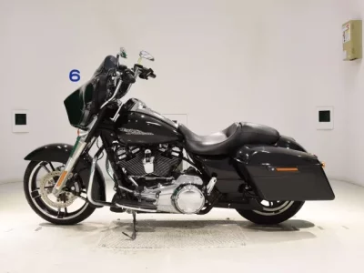 Harley-Davidson HARLEY FLHX1750  с аукциона в Японии