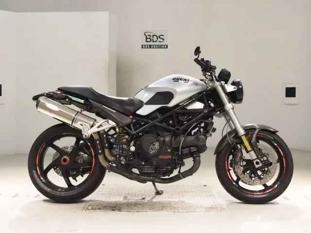 Ducati  MONSTER S2R 1000 лот № 5176 оценка 4  с аукциона в Японии