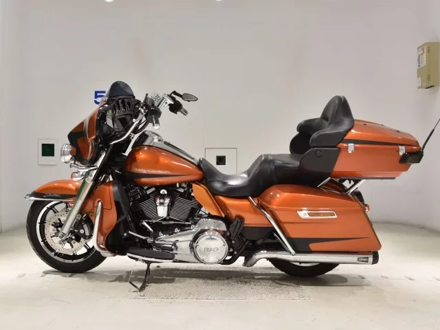 Harley-Davidson HARLEY FLHTKL1870