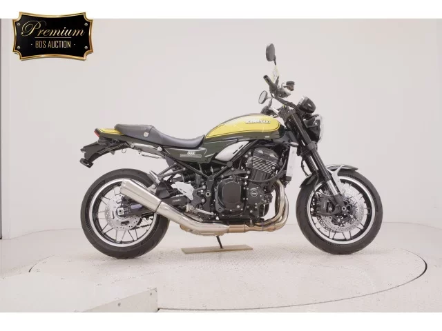 Kawasaki Z900RS лот № 2548 оценка 6  с аукциона в Японии