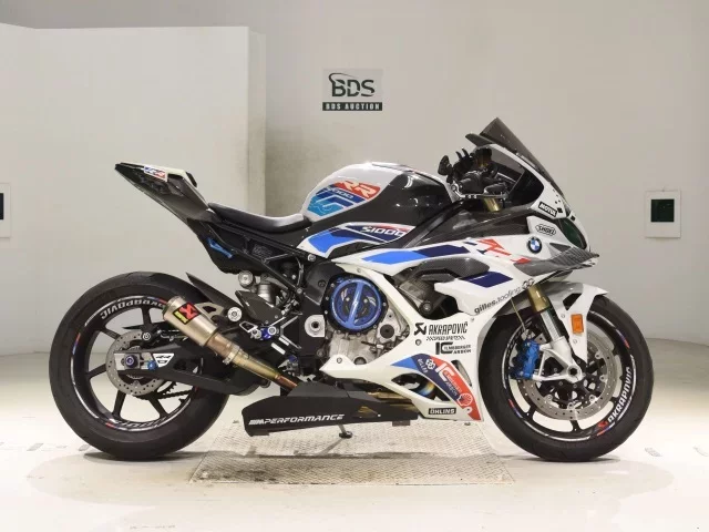 BMW  S1000RR лот № 5011 оценка 4  с аукциона в Японии