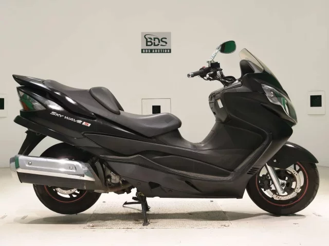 Suzuki SKYWAVE 250S-3 лот № 7878 оценка 4  с аукциона в Японии