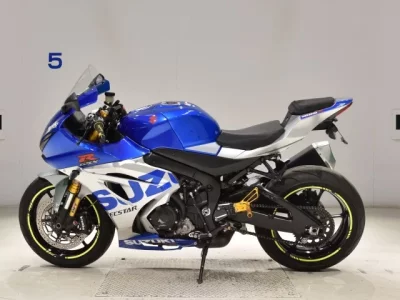 Suzuki GSX-R1000RA лот № 2689 оценка 4  с аукциона в Японии 2