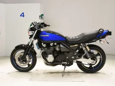 Kawasaki ZEPHYR400K  с аукциона в Японии