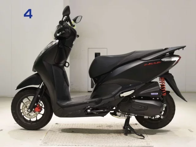Honda LEAD125-2