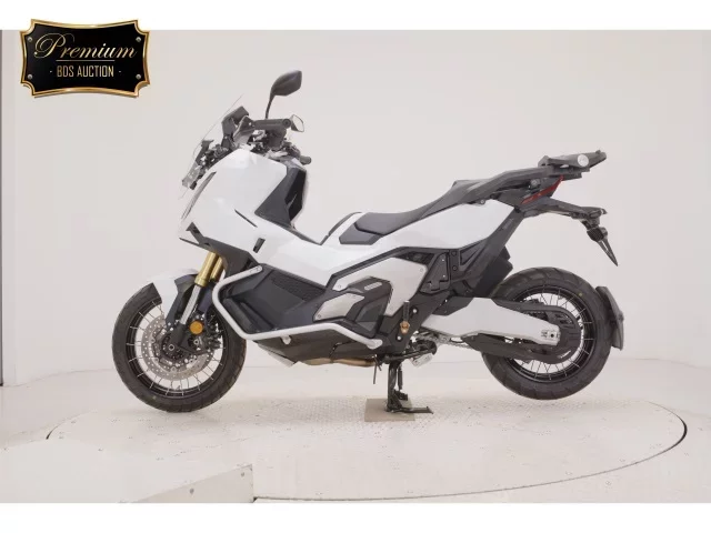 Honda X-ADV750-2