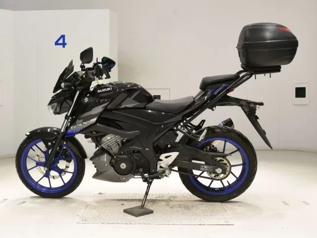 Suzuki GSX-S125
