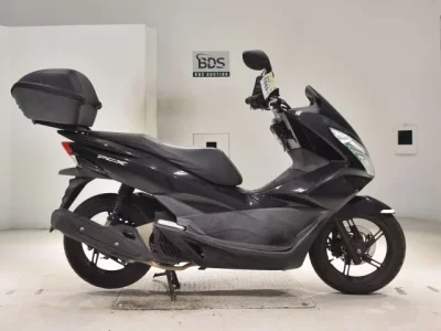 Honda PCX125-2