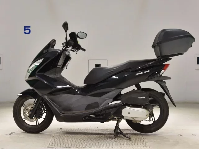 Honda PCX125-2