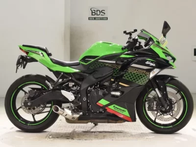 Kawasaki ZX-25R  с аукциона в Японии