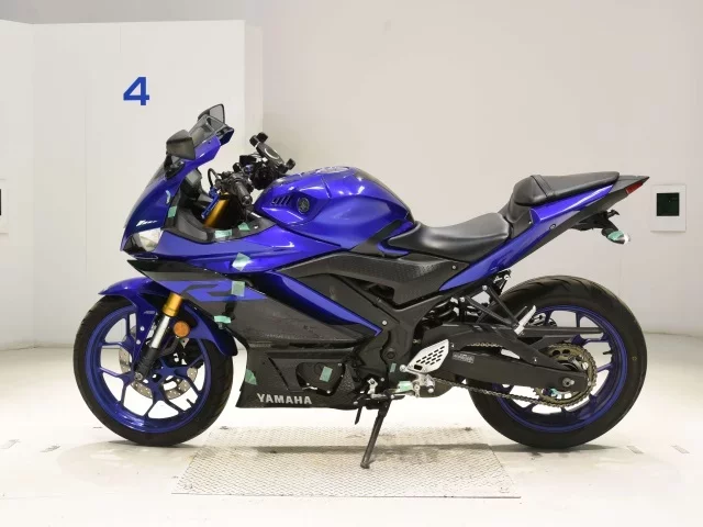 Yamaha YZF-R25A