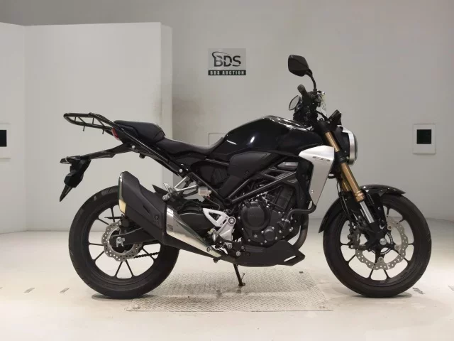 Honda CB250RA лот № 0133 оценка 5  с аукциона в Японии