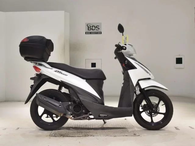 Suzuki ADDRESS110-2