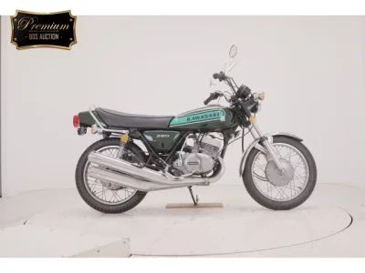 Kawasaki 250SS