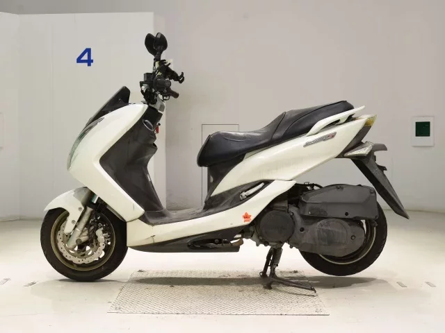Yamaha MAJESTY 155S
