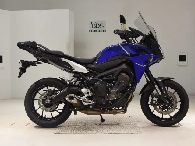 Yamaha MT-09 лот № 0493 оценка 5  с аукциона в Японии