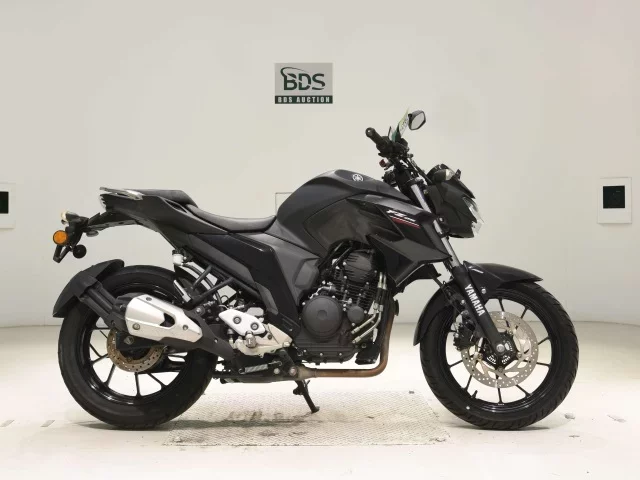 Yamaha FZ25 лот № 7943 оценка 4  с аукциона в Японии